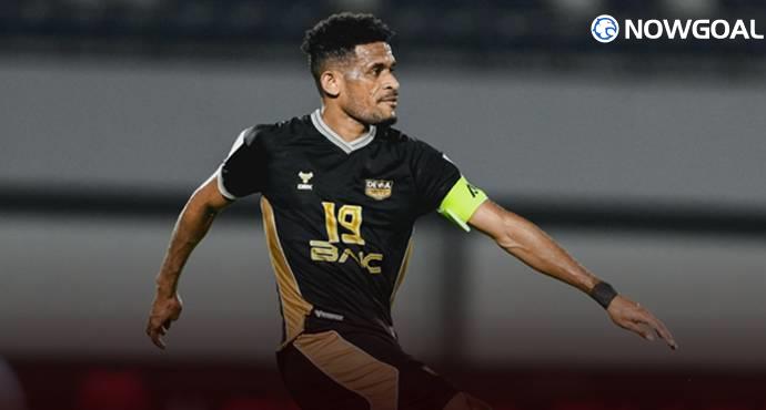 Ricky Kambuaya Attracts Overseas Interest, Dewa United Faces Tough Decisions