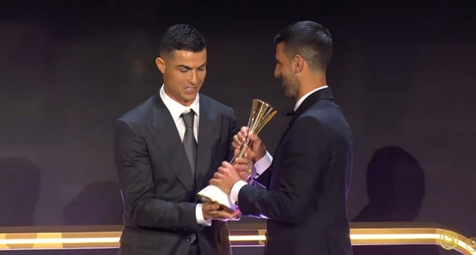 ตำนานชนตำนาน!