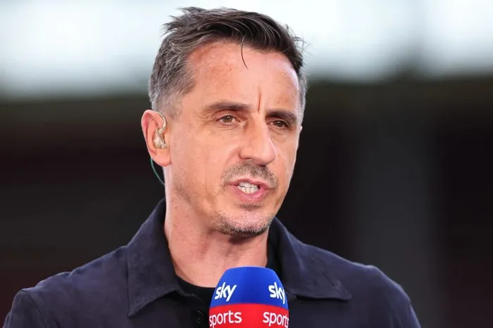 Gary Neville: 'Man United đá kém đội nghiệp dư'