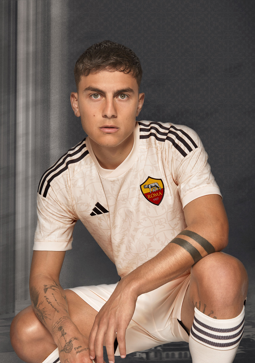 Áo Đấu Sân khách Của AS Roma 2023-24
