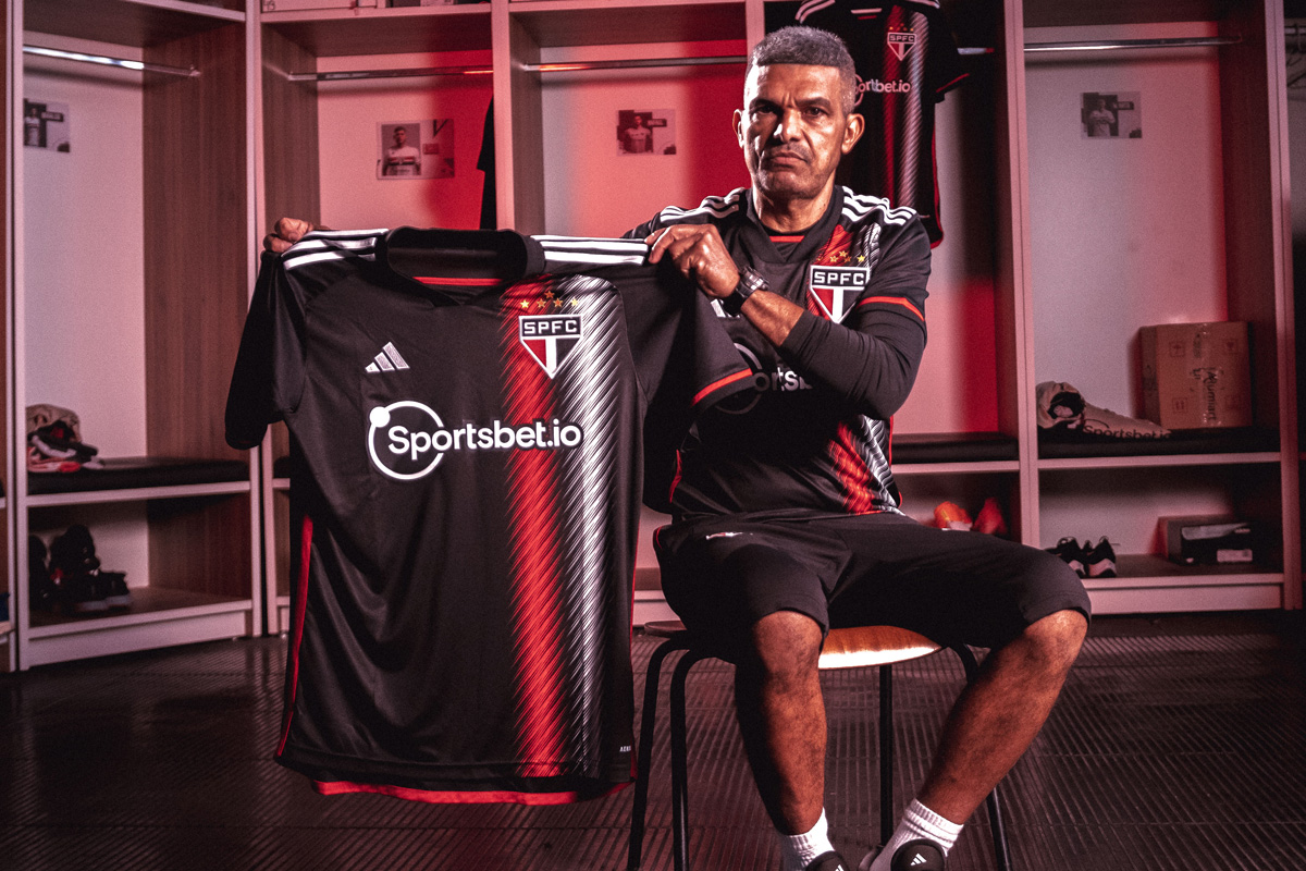 Áo sân khách thứ hai của Sao Paulo 2023-24