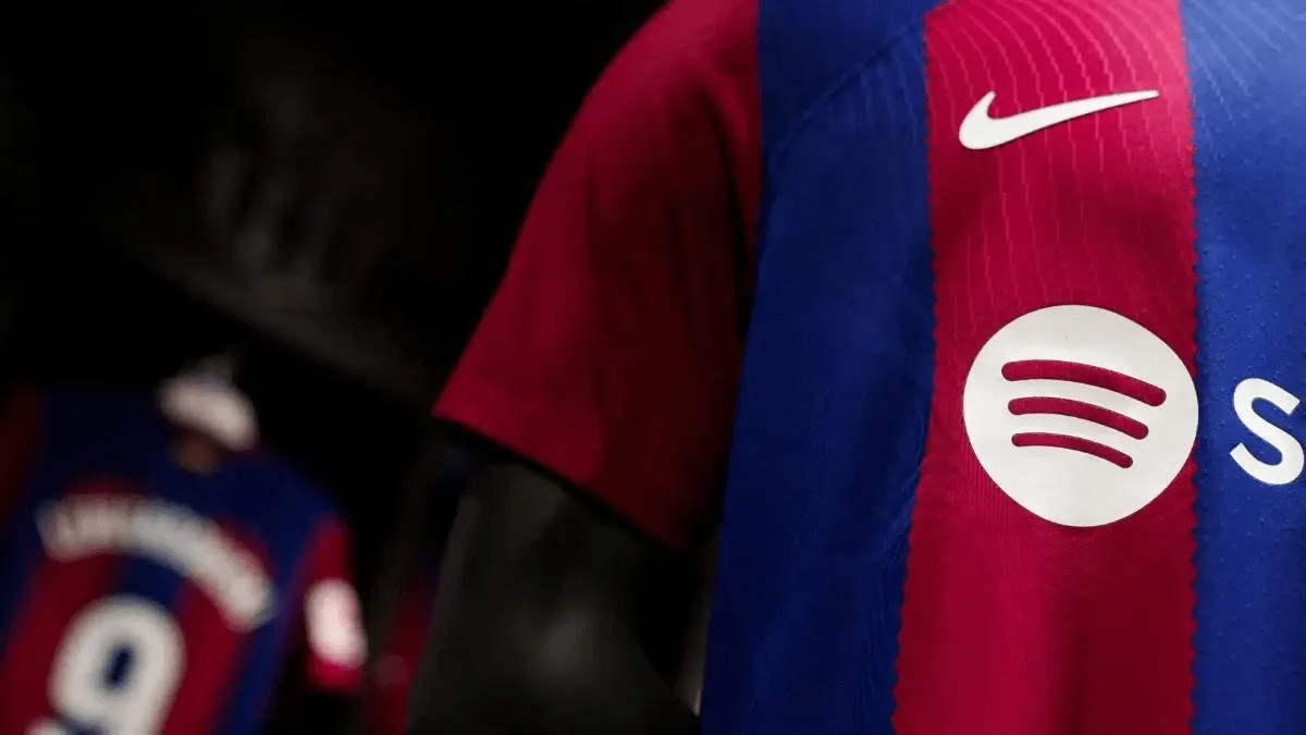 Phóng viên: Barcelona và Nike đang đàm phán gia hạn hợp đồng mới, Barcelona đang yêu cầu hơn 100 triệu euro mỗi năm