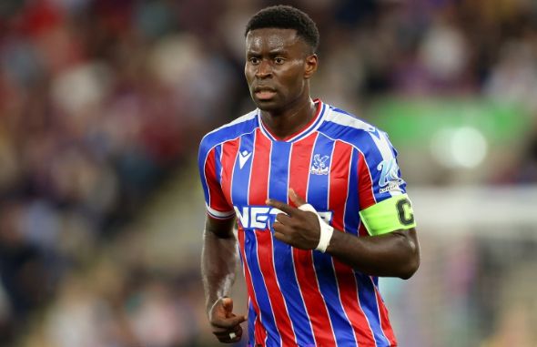 Truyền thông Ý: Hợp đồng của Guei sẽ hết hạn vào mùa hè tới và đã thu hút nhiều ông lớn châu Âu, trong đó Juventus và Bayern đều muốn ký hợp đồng miễn phí với anh