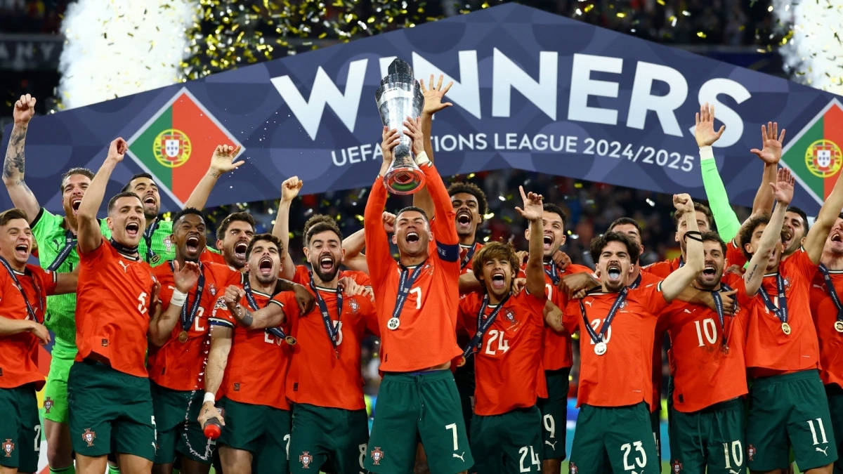 Bồ Đào Nha trở thành đội đầu tiên hai lần vô địch UEFA Nations League, toàn thắng cả hai lần vào chung kết