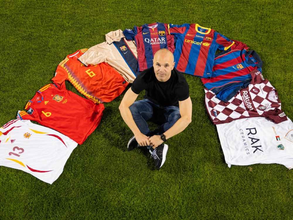 Andrés Iniesta Hints at Retirement in Emotional Video