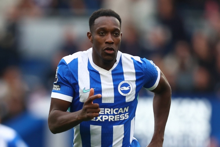 Chelsea đạt thỏa thuận hợp đồng 2 năm với Welbeck, Brighton chấp thuận kiểm tra y tế