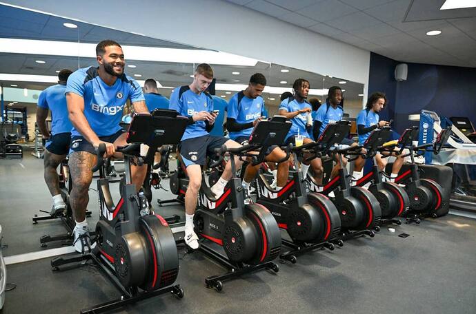 CHELSEA‘S TRAINNING DAY❤⛹️♂️