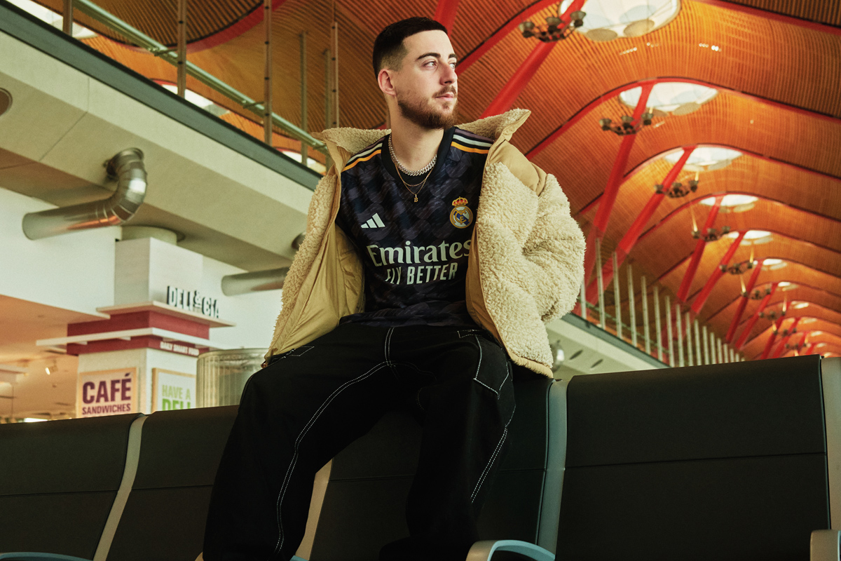 Áo Đấu Sân Khách Của Real Madrid 2023-24