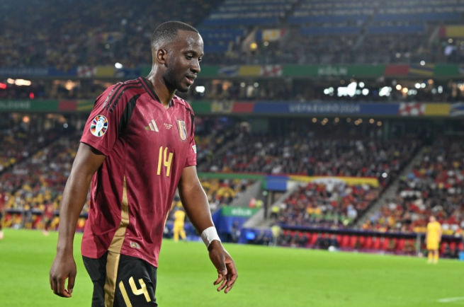 Nếu một cầu thủ rời khỏi cánh phải, Lukebakio có thể trở thành một lựa chọn cho Milan