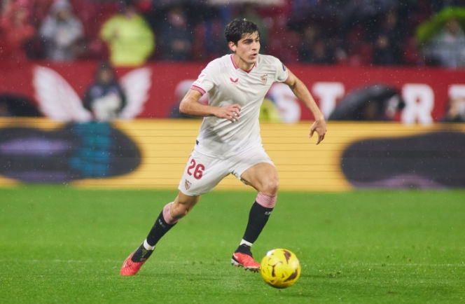 Napoli lại liên lạc với Sevilla về Juanlu, và bên kia hạ giá chào hàng xuống còn 17 triệu