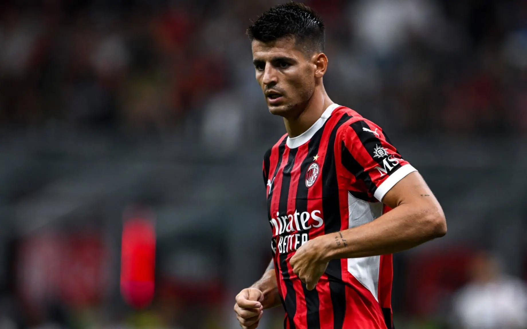 Sky Sports Ý: Morata dính chấn thương cơ và sẽ nghỉ thi đấu ít nhất 3 tuần, do gặp chấn thương khi trận đối đầu với Torino