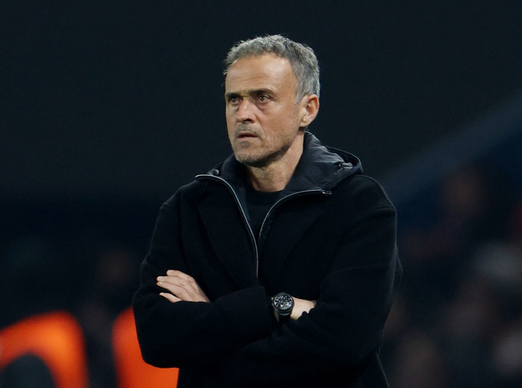 Arsenal chơi hay hơn? Enrique: Hoàn toàn không đồng ý, bóng đá là cuộc chơi của bàn thắng
