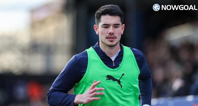 Elkan Baggott Shines in Pre-Season as Ipswich Town Extends His Contract