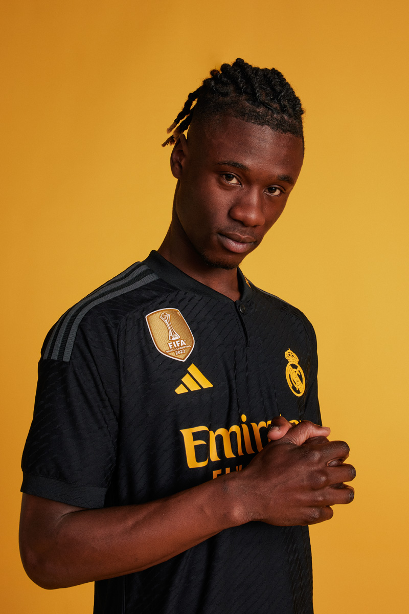 Áo Đấu Sân Khách Thứ Hai Của Real Madrid 2023-24