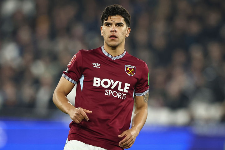 Nhà báo: M. Fernandes sẵn sàng gia nhập MU nhưng phụ thuộc vào việc West Ham trụ hạng hay xuống hạng; Anderson vẫn là mục tiêu số một