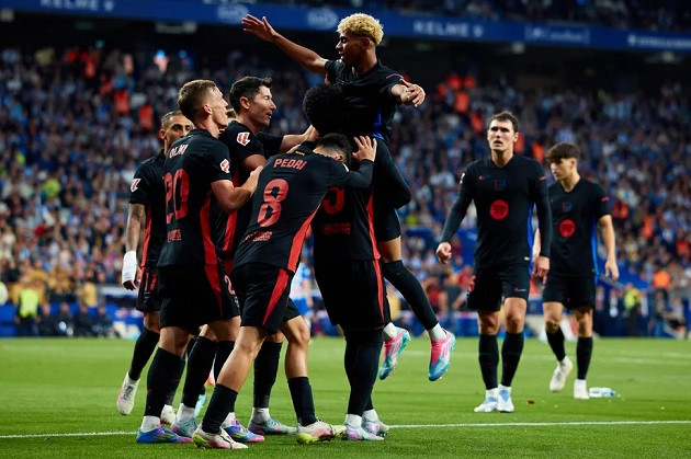 Barcelona vô địch La Liga: Piqué xúc động, gửi thông điệp ngắn gọn đầy tự hào