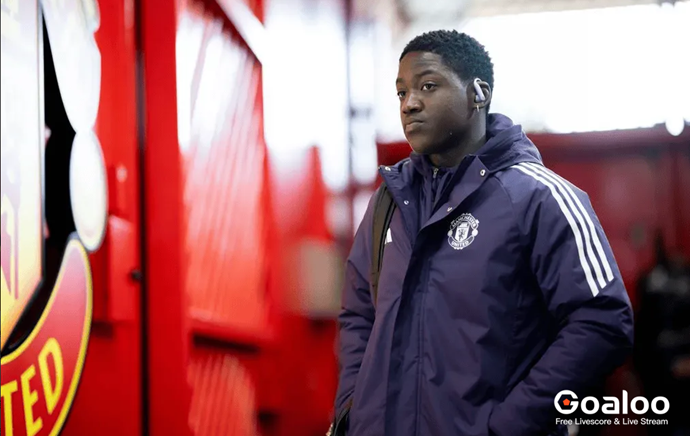 Mirror: De Bruyne & McTominay Advise Napoli to Sign Mainoo, Potential Loan-to-Buy Deal from Manchester United