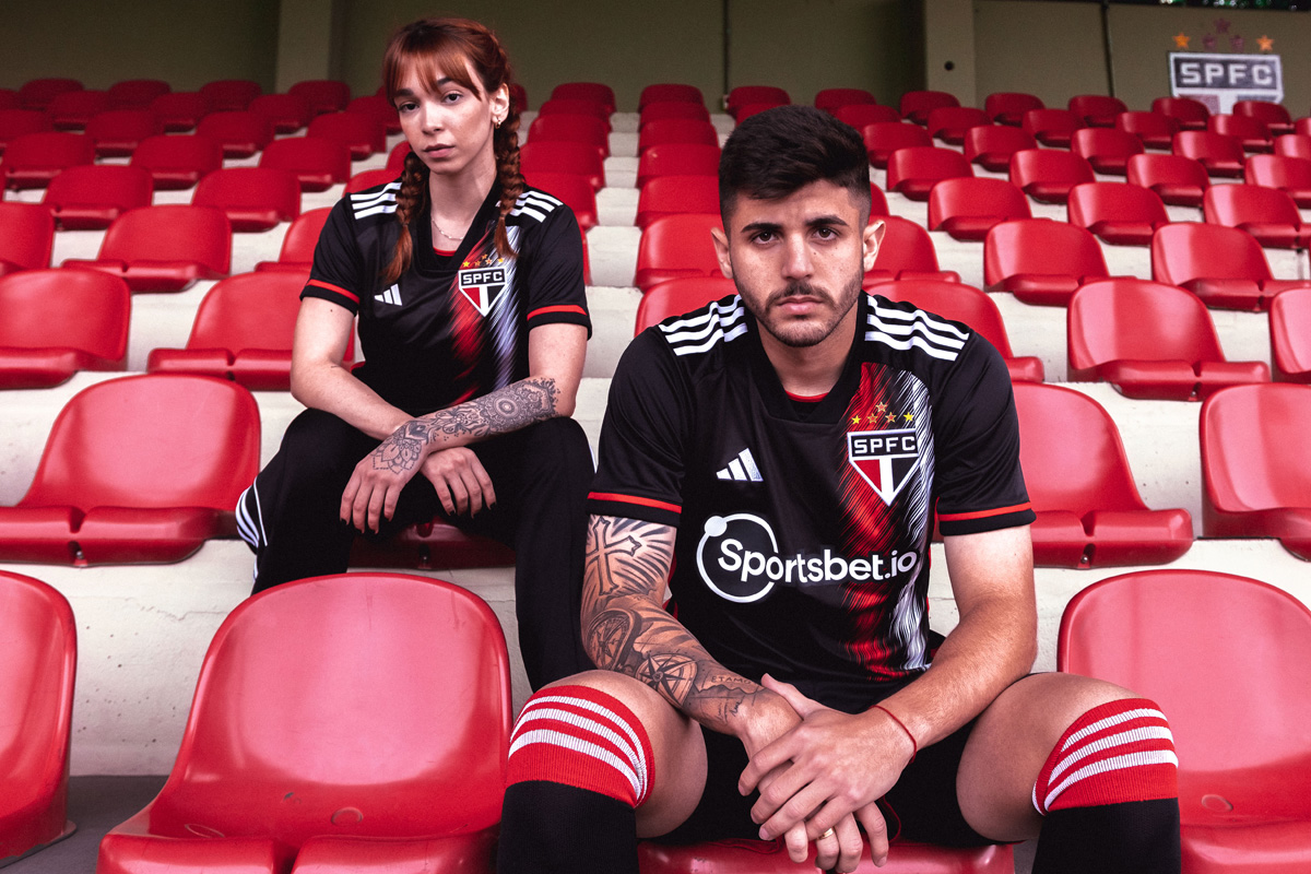 Áo sân khách thứ hai của Sao Paulo 2023-24