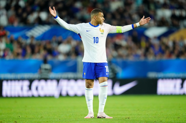 Conde: Chúng ta sẽ không biết mức độ chấn thương của Mbappé cho đến ngày mai nếu không có anh ấy, nhiều thứ sẽ thay đổi.