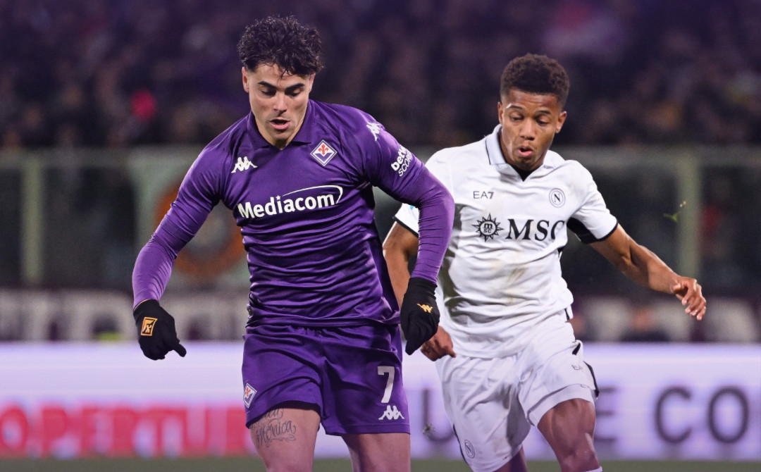 Fiorentina thắng đậm 7-0 tại Conference League trước đó, bây giờ hòa 1 và thua 3 trận tại Serie A, chính thức rời khỏi cuộc đua vô địch