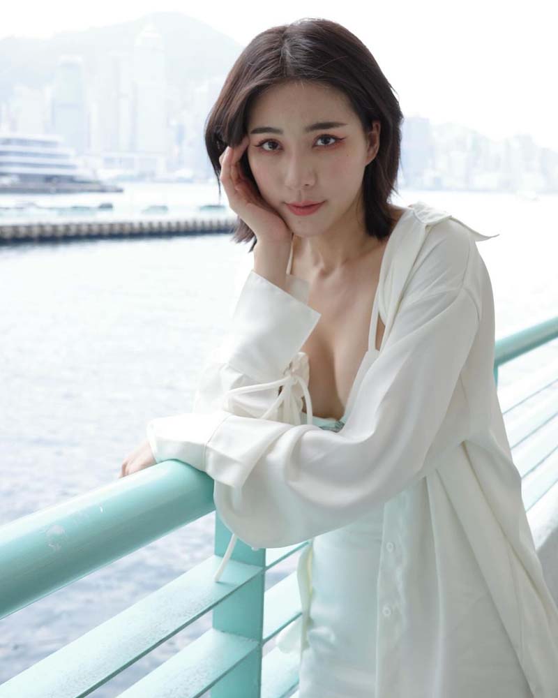 จันจิ จันจิรา กับแฟชั่นเขย่าใจ เปิดอกโชว์ อู้หูว... ร้อนแรงไม่แพ้แดด