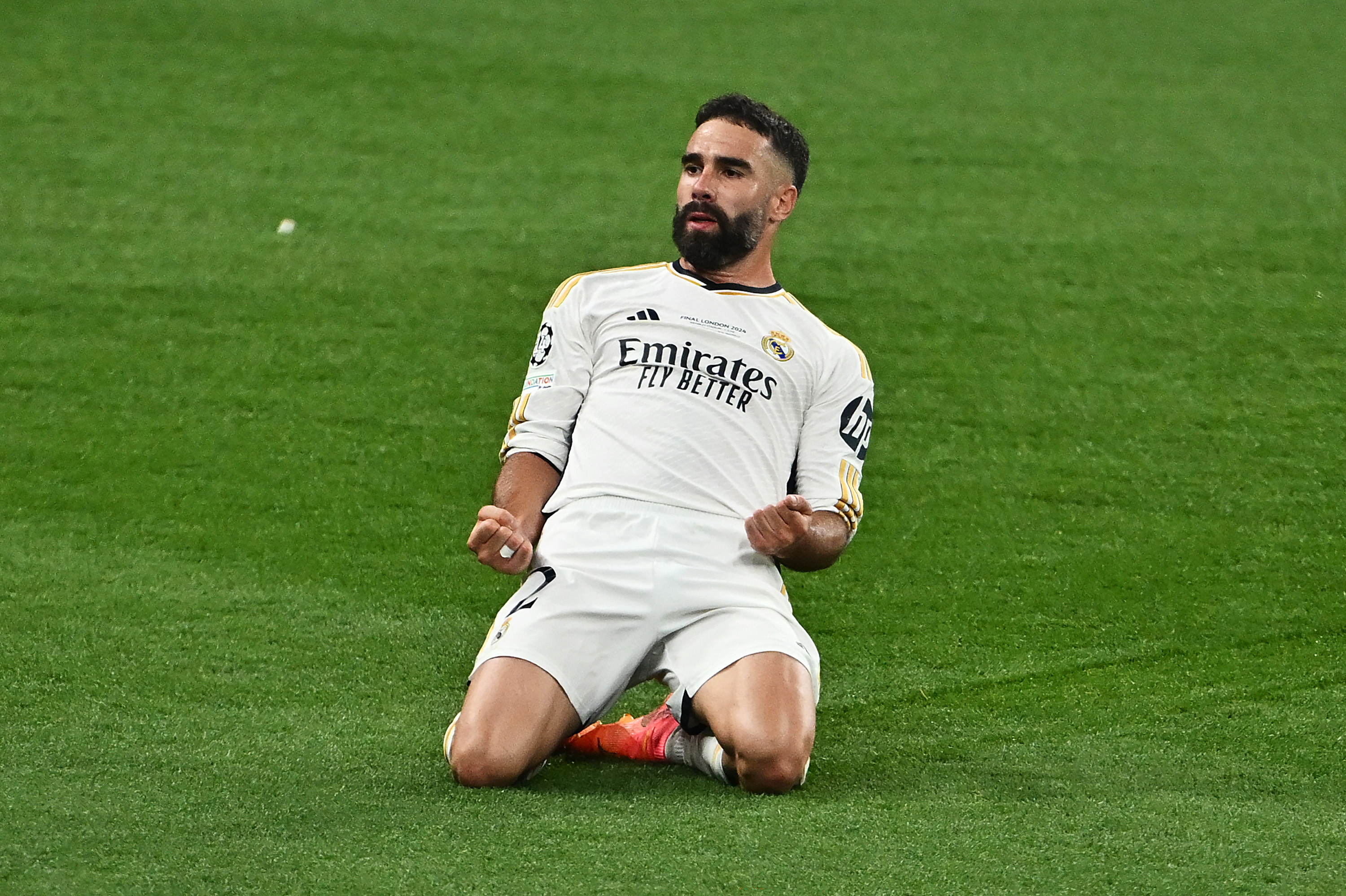 Real Madrid Mở Đàm Phán Gia Hạn Hợp Đồng Với Dani Carvajal
