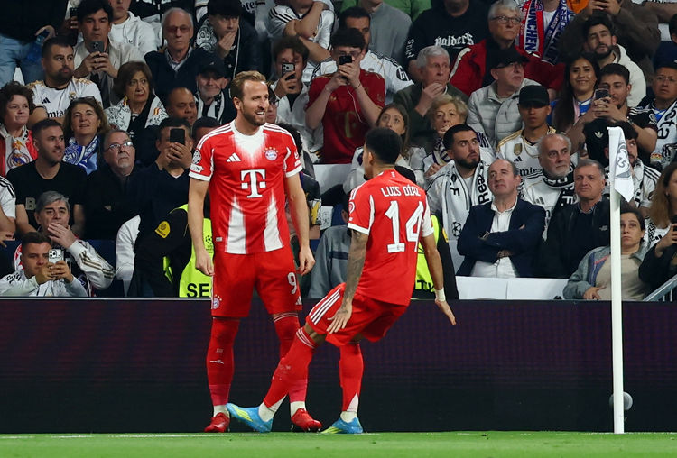 Falk: Bayern mạnh hơn mùa trước, đã đủ sức thắng PSG