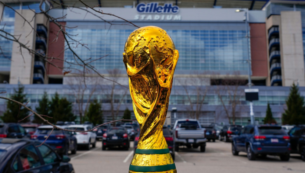 Sky Sports: Hệ thống bán vé của FIFA vô tình bán vé miễn phí cho người hâm mộ, sau đó yêu cầu thanh toán lại 