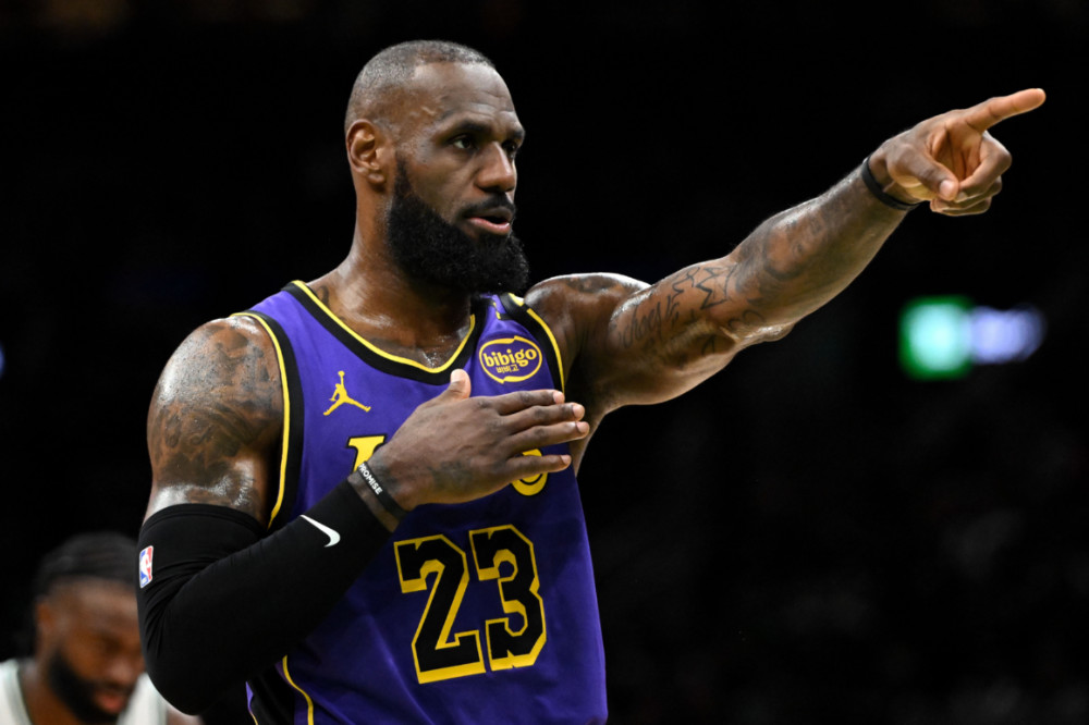 Sớm trở lại khỏe mạnh! Mùa này, khi James vắng mặt, Lakers đạt thành tích 3 thắng 2 thua