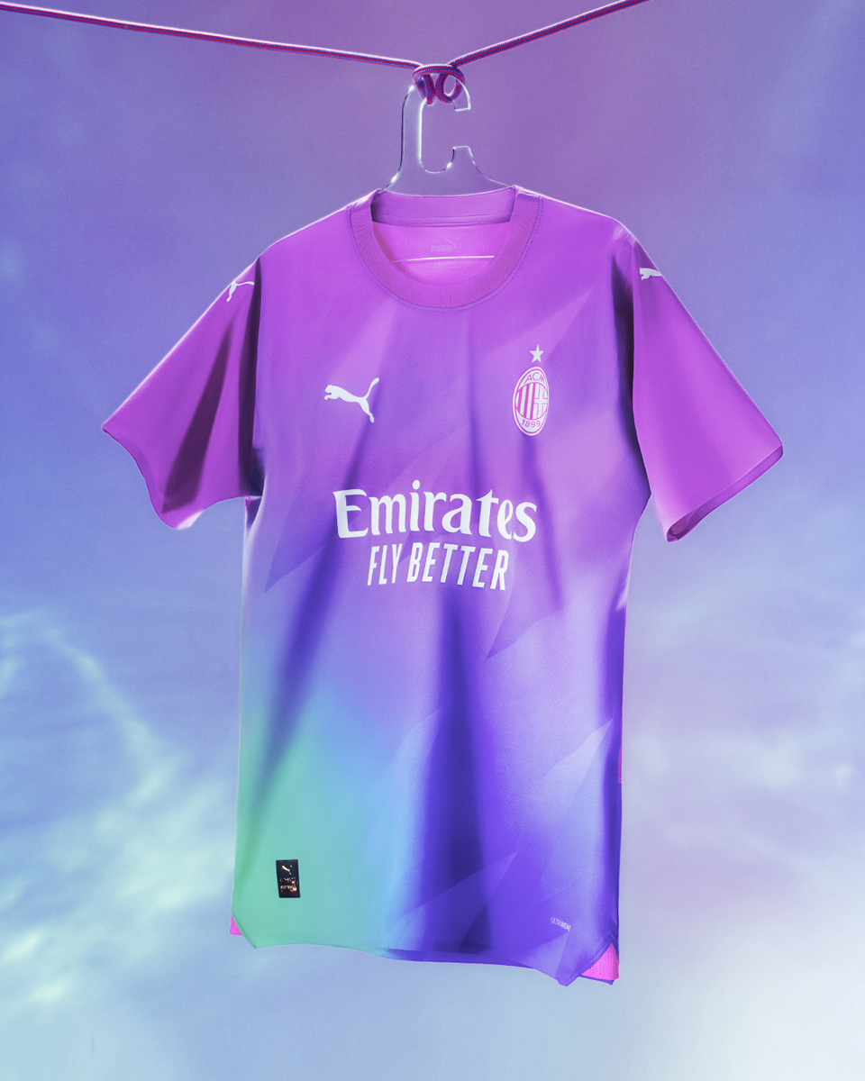 Áo Đấu Sân Khách Thứ Hai Của AC Milan 2023-24