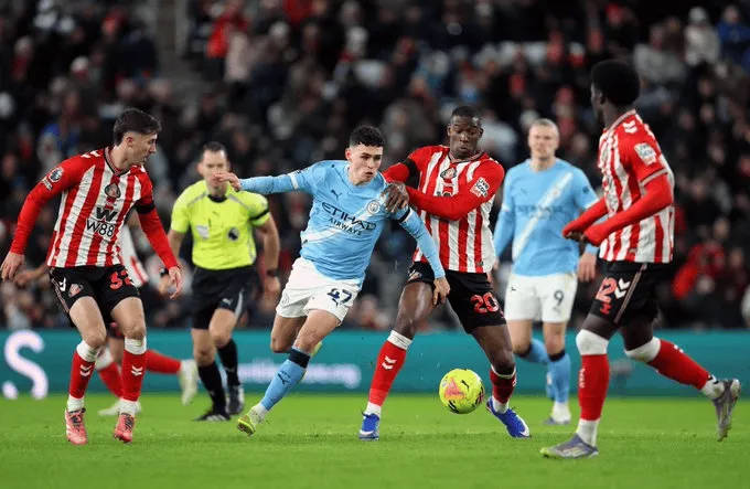 Làm khách hòa Sunderland, chuỗi 8 trận thắng liên tiếp trên mọi đấu trường của Man City bị chấm dứt