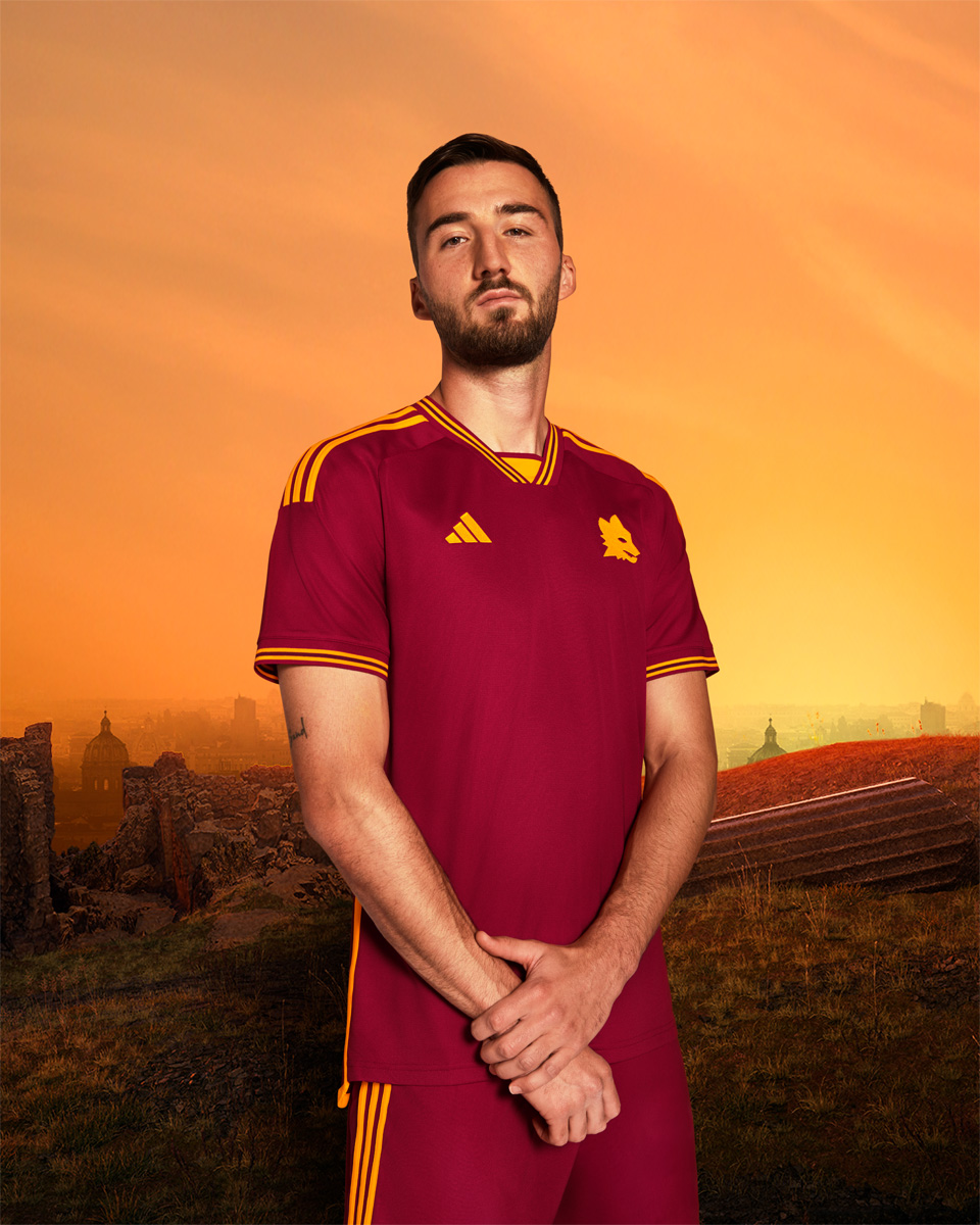 Áo Đấu Sân Nhà Của AS Roma 2023-24