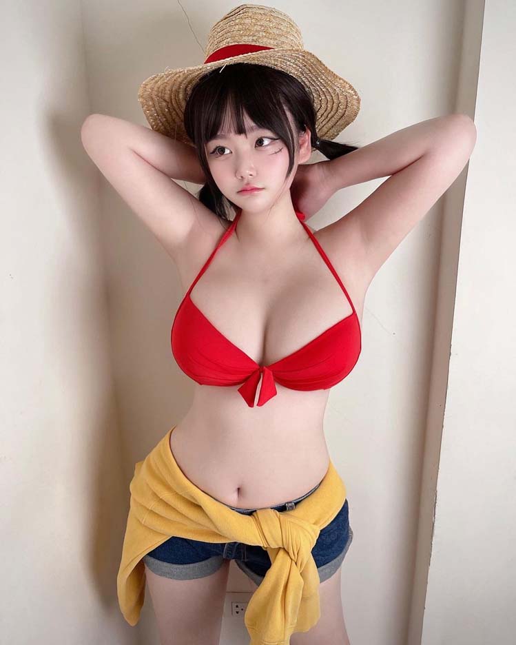 ทรายเนโกะ สาวสุดแซ่บแห่ง OnlyFans แปลงโฉม มังกี้ ดี. ลูฟี่ ตามกระแส One Piece