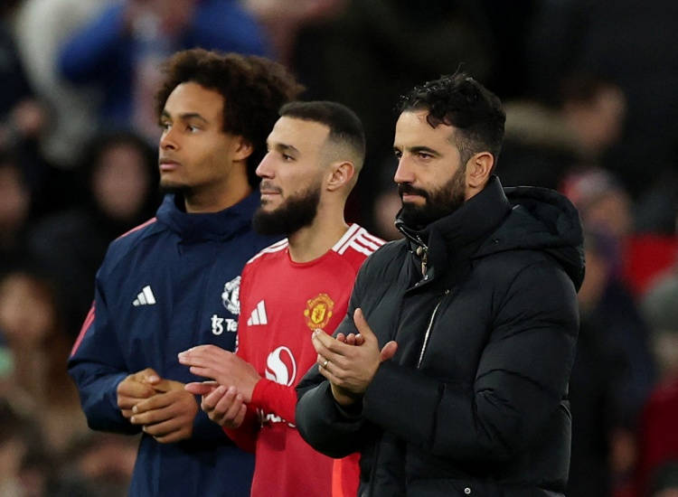 Tờ Manchester Evening News tiết lộ danh sách đội hình xuất phát của Man United: Rashford vắng mặt, Højlund và Amad góp mặt