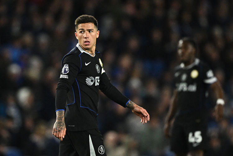 Truyền thông Anh: Real Madrid sẵn sàng mở đàm phán chuyển nhượng Enzo với Chelsea,