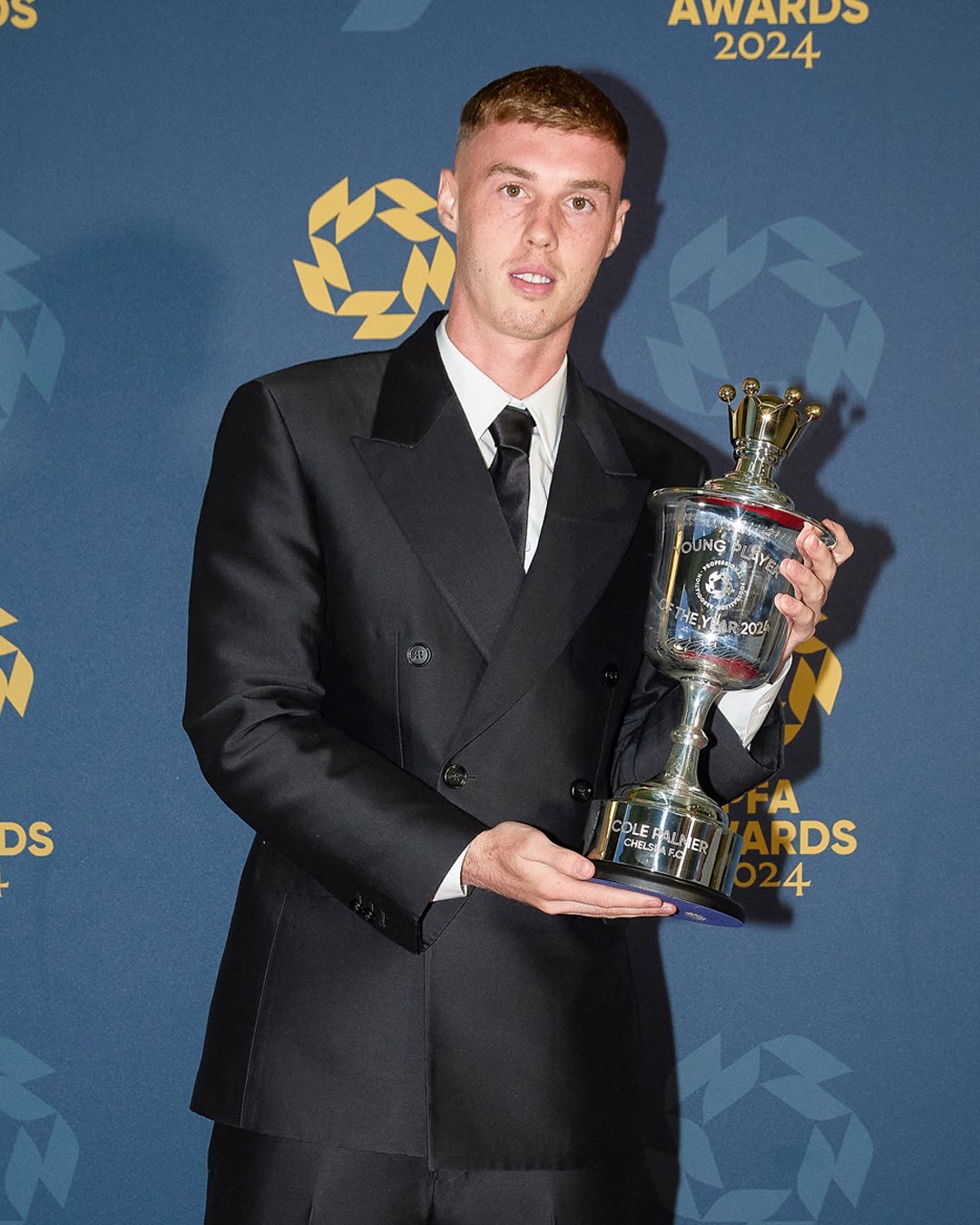 Phil Foden and Cole Palmer Shine at PFA Awards