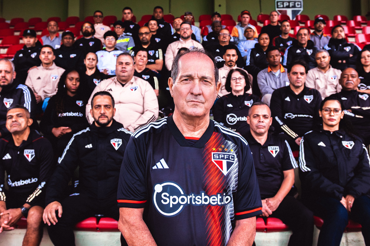 Áo sân khách thứ hai của Sao Paulo 2023-24