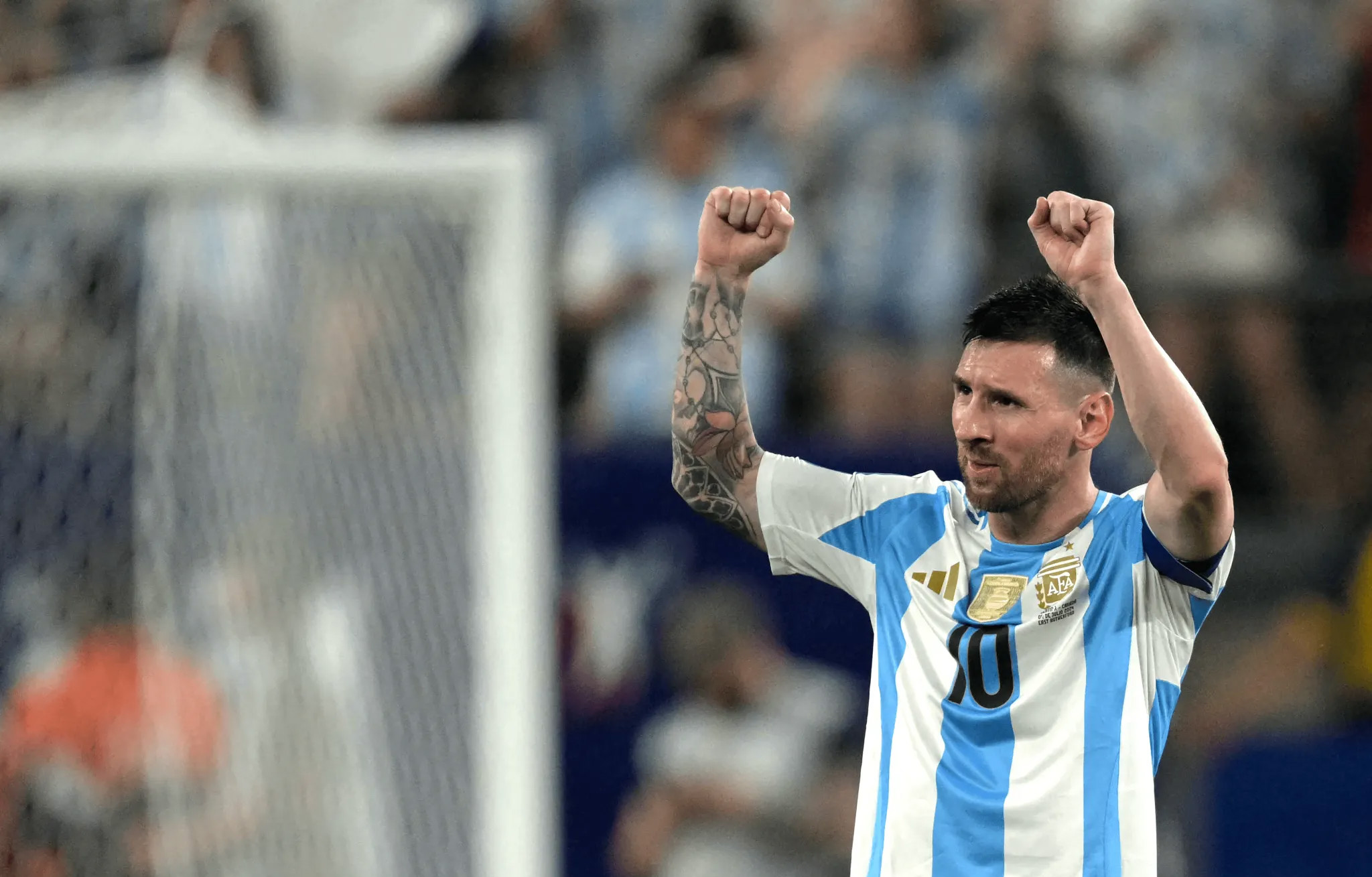Messi đã tham dự 12 giải đấu lớn trong sự nghiệp ĐTQG, trong đó có 7 lần lọt vào trận chung kết