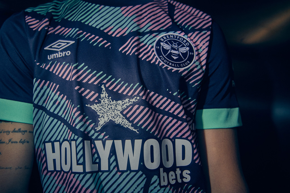 Áo Đấu Sân khách Thứ Hai Của Brentford 2023-24