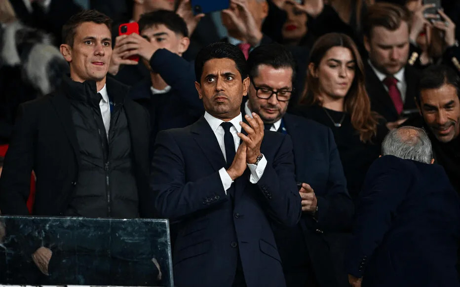 Sau thất bại trước Atletico Madrid, Nasser đi thăm các cầu thủ Paris, nhấn mạnh sự đoàn kết và ủng hộ Enrique