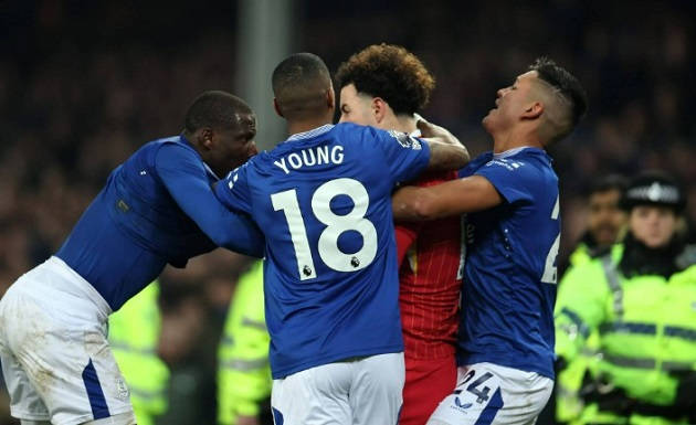 Derby Merseyside: Kịch Tính, Hỗn Loạn Và Không Bao Giờ Nhàm Chán