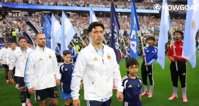 Manchester United Could Consider Selling Lisandro Martínez After Injury Concerns