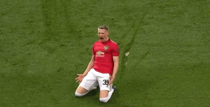 Romano: McTominay đồng ý gia nhập Napoli, nhưng cần đàm phán bồi thường với Manchester United
