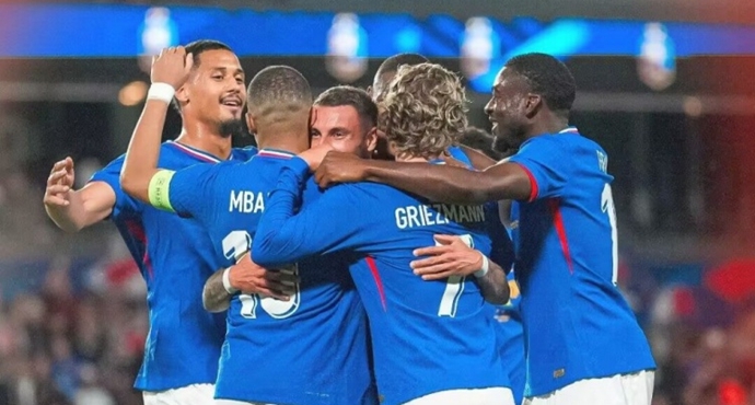 การแข่งขันฟุตบอลกระชับมิตร: ฝรั่งเศส 3 - 0 ลักเซมเบิร์ก
