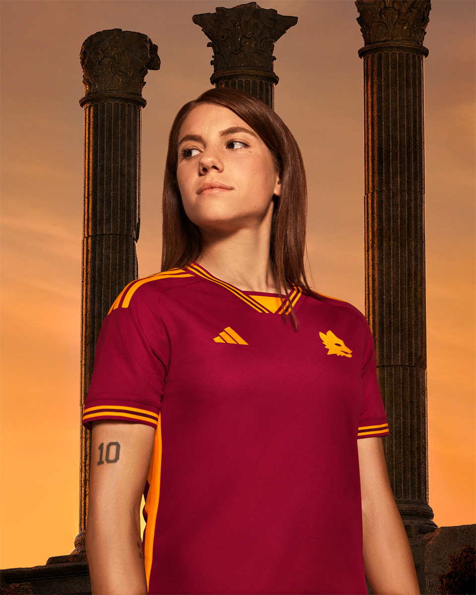 Áo Đấu Sân Nhà Của AS Roma 2023-24