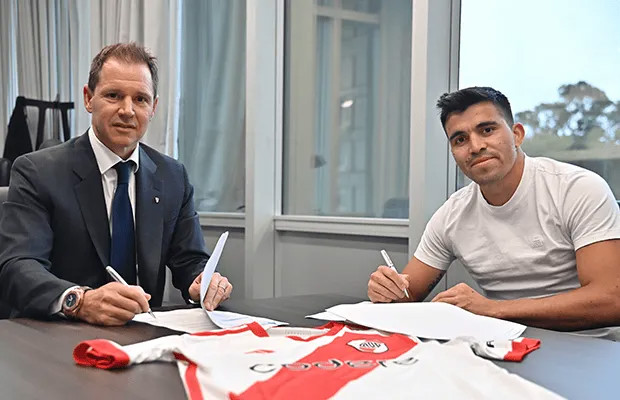 Hậu vệ người Argentina Acuña gia nhập River Plate, kết thúc sự nghiệp 7 năm ở châu Âu