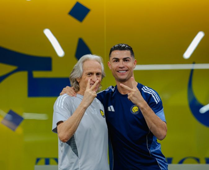 1 giờ sáng mai tranh cúp vô địch 🏆 CR7 41 tuổi hướng đến chức vô địch thứ 37 trong sự nghiệp, quyết phá dớp 5 năm không danh hiệu cùng CLB