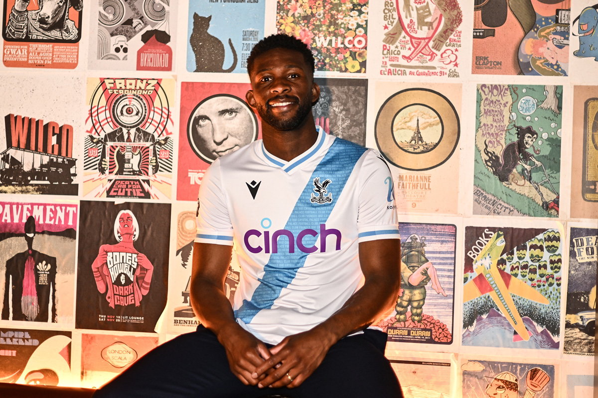 Áo đấu sân khách của Crystal Palace 2023-24