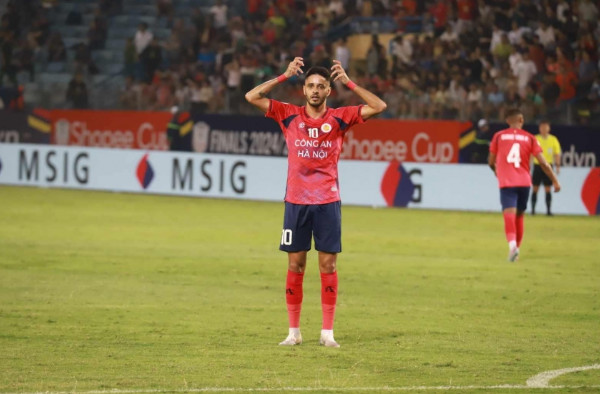 CAHN hoà đáng tiếc Buriram ở chung kết Shopee Cup