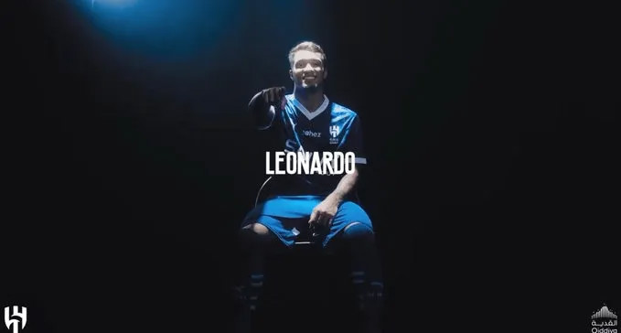 Chính thức của Al-Hilal: Tiền đạo Leonardo của Benfica gia nhập, phí chuyển nhượng 40 triệu + hợp đồng 5 năm
